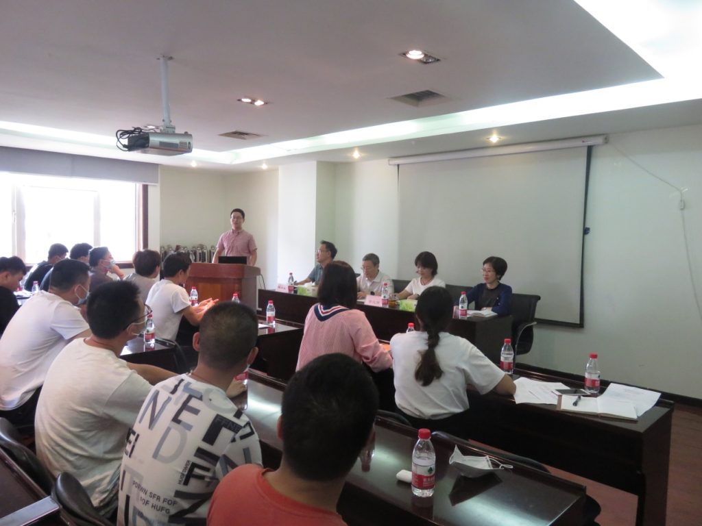 公司舉行研究生開學(xué)典禮 暨安全教育大會 公司舉行研究生開學(xué)典禮 暨安全教育大會