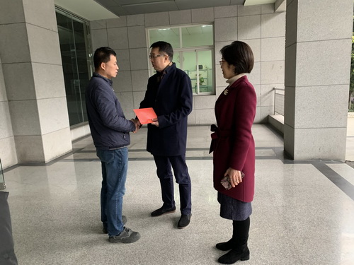 公司開展元旦春節(jié)走訪慰問活動 公司開展元旦春節(jié)走訪慰問活動